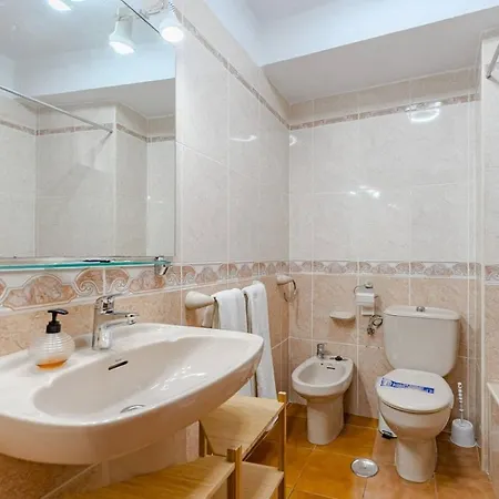 Pool View Garden Апартаменты