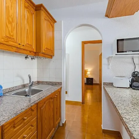 Pool View Garden Апартаменты Адехе
